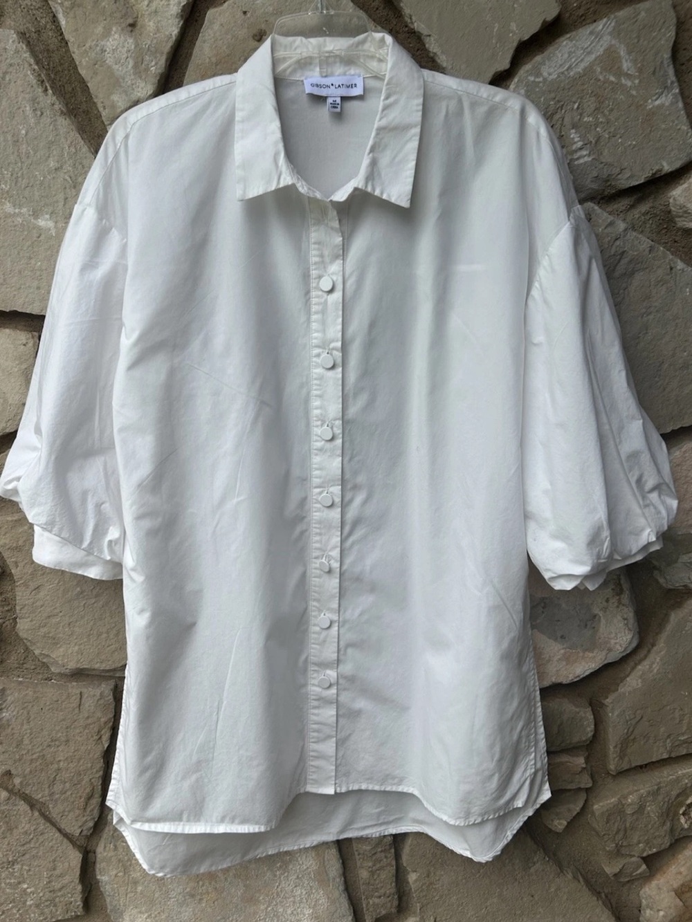 GIBSON LATIMER Crisp Coastal White Tunic Top Medium Puff Sleeve Hi‎ Lo Hem